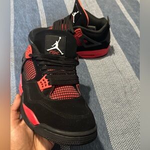 Jordan 4 red thunder